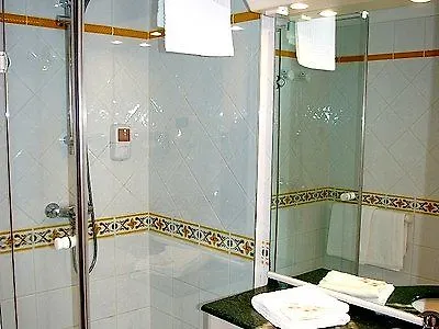 Jas Neuf فندق سانت ماكسيم