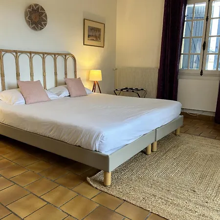 Jas Neuf Hotel
