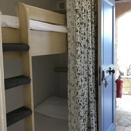 Jas Neuf Hotel