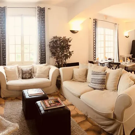 Hotel Jas Neuf 3*