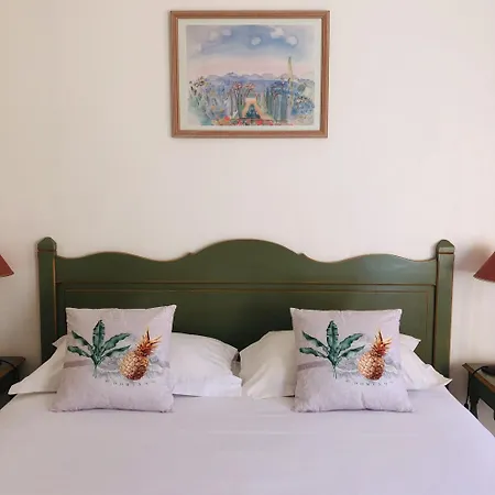 Hotel Jas Neuf 3*