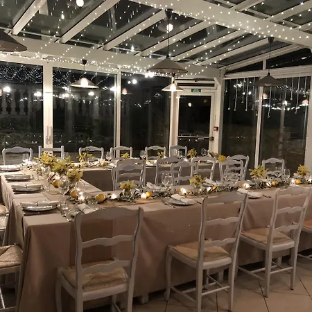 Jas Neuf فندق 3*